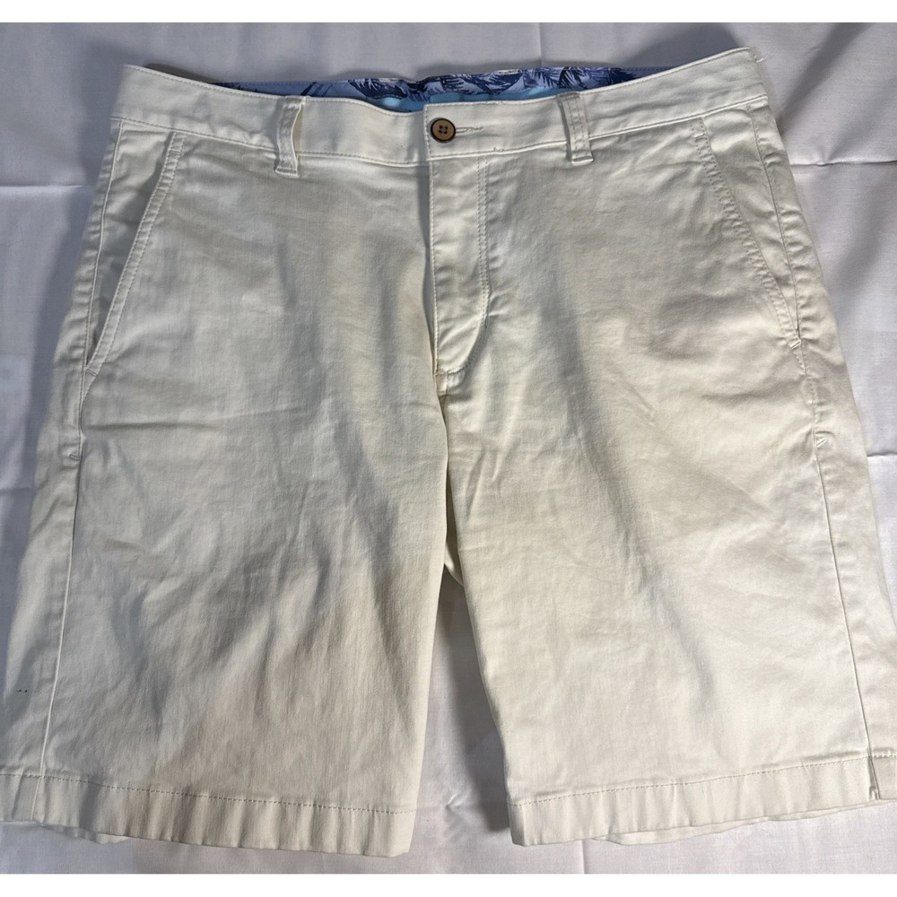 Tommy Bahama Mens Shorts Size 33 Khaki Cream Chino Flat Front‎ 9" Inseam Casual